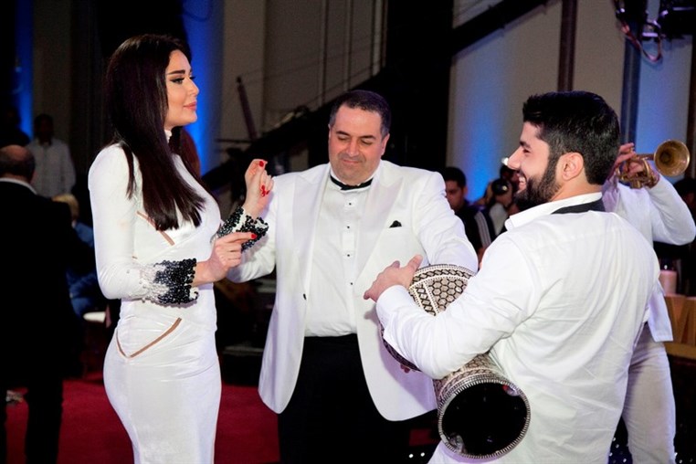 Murex D or Go White Dinner 